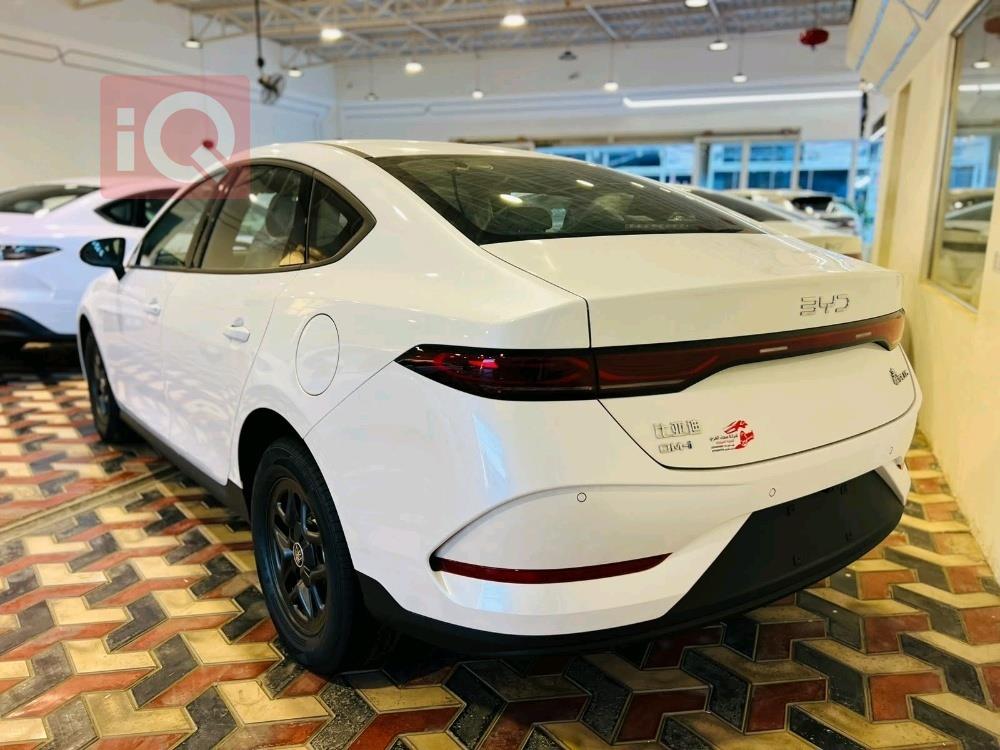 بي واي دي Qin Plus